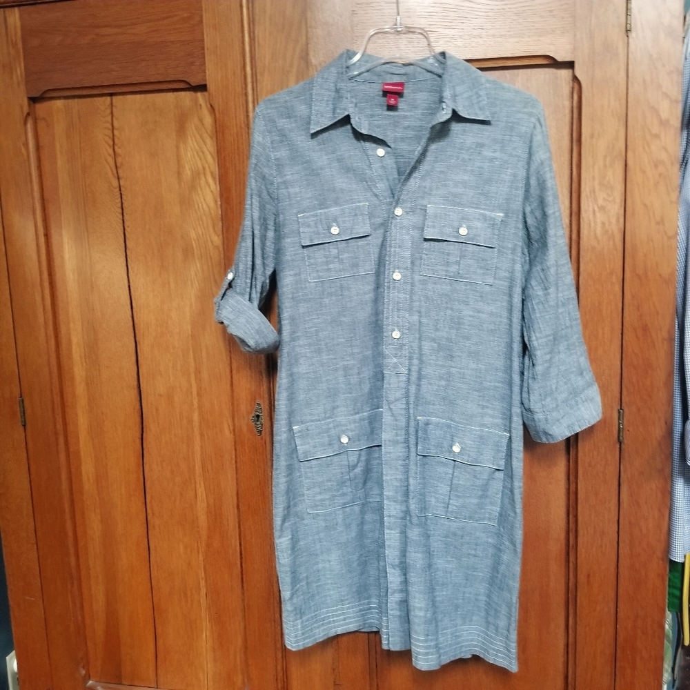 Women's dress, button down